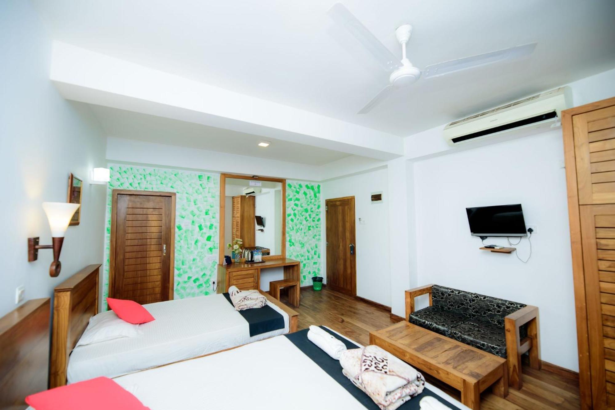 Hotel Sea Line Галле Экстерьер фото
