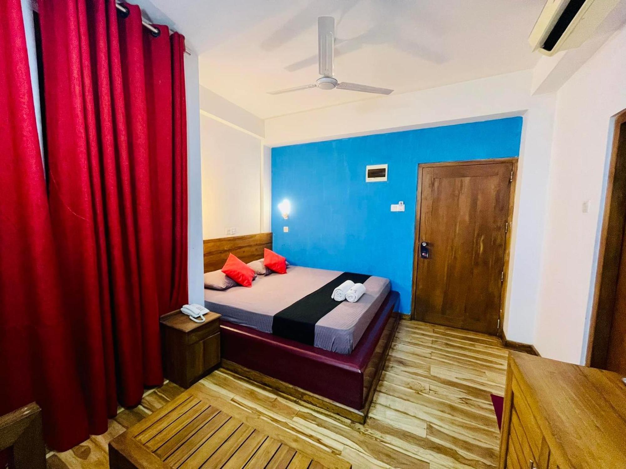 Hotel Sea Line Галле Экстерьер фото